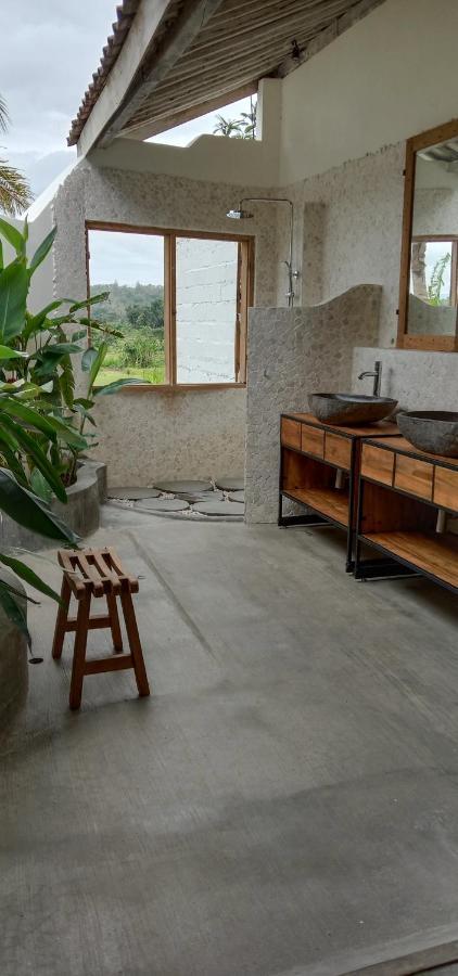 Sunmoonstarvillas Yogyakarta Jarakan Exterior photo