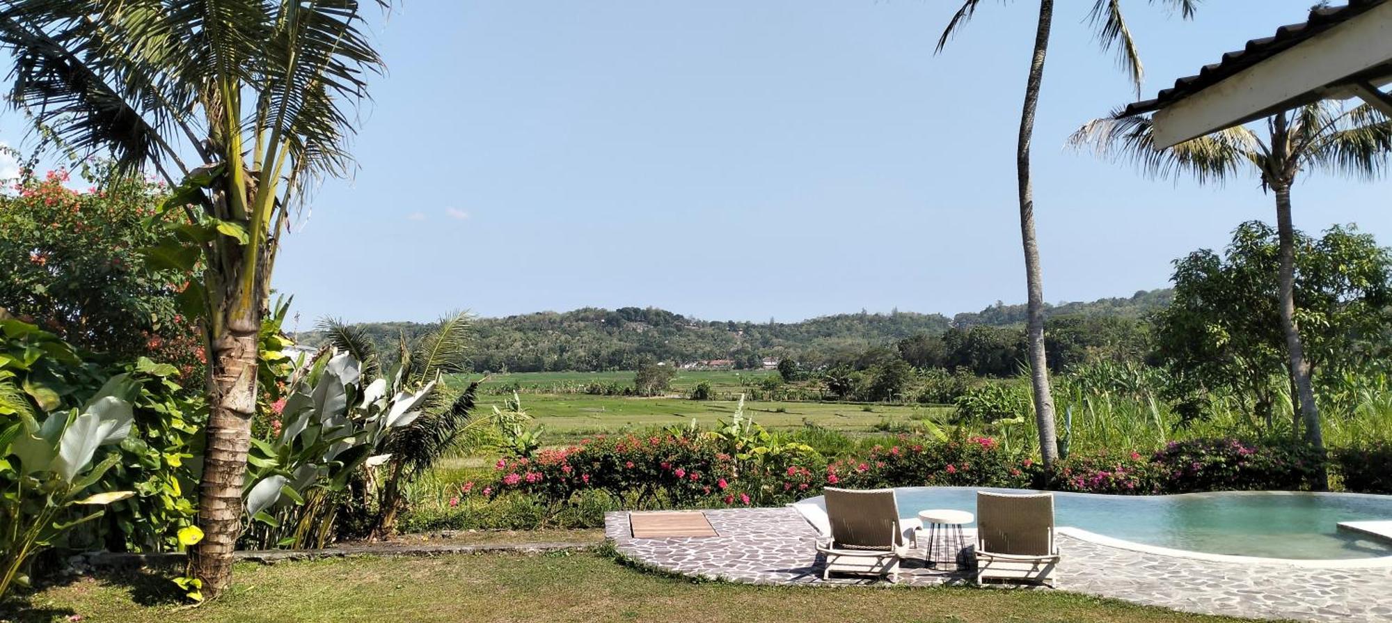 Sunmoonstarvillas Yogyakarta Jarakan Exterior photo